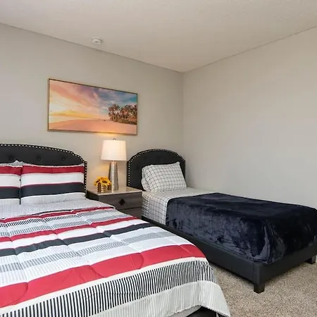 Hollywood 2Bed Apt W Rooftop Pool & Panoramic View